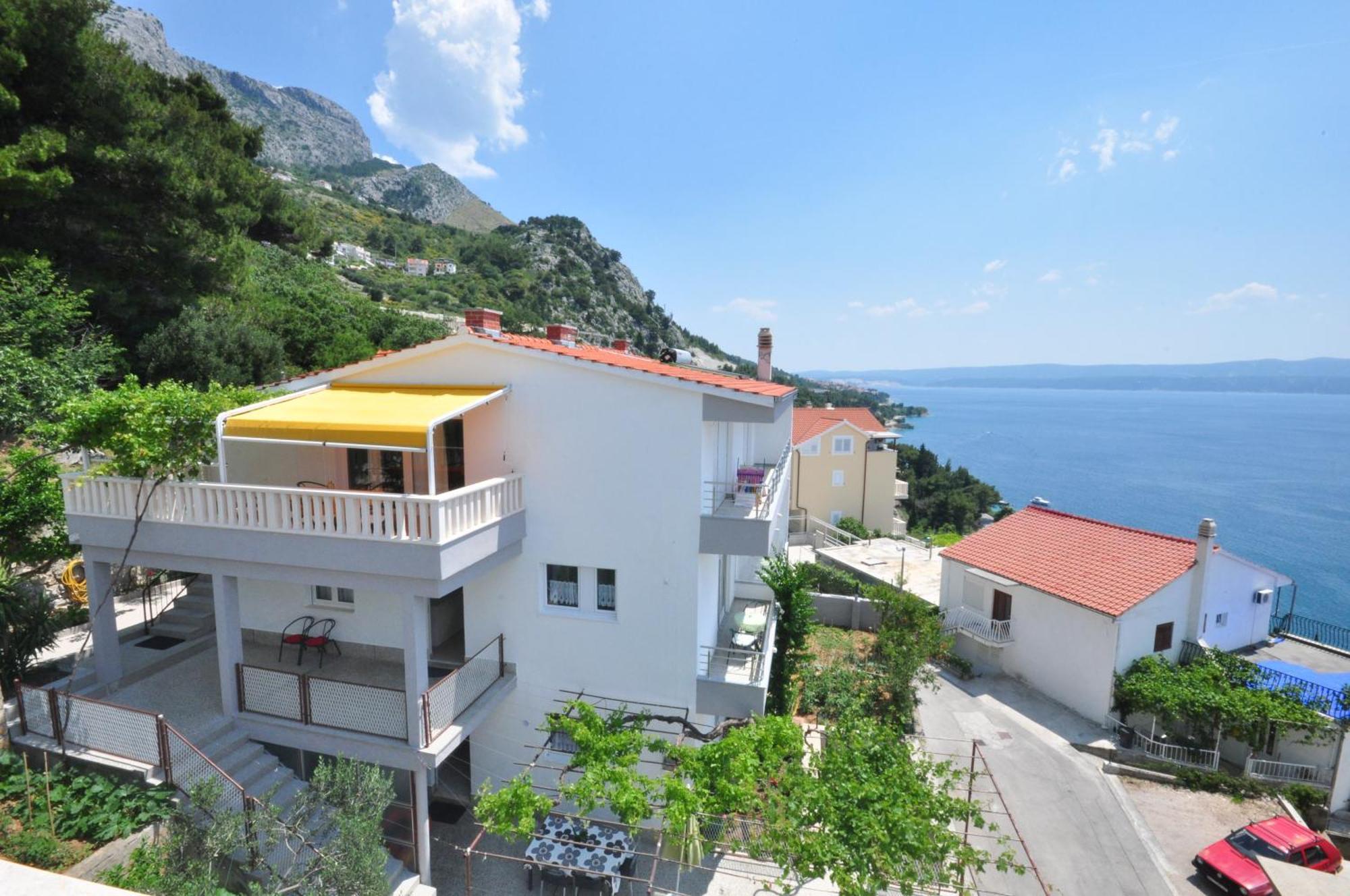Zorka Leko Apartment Omis