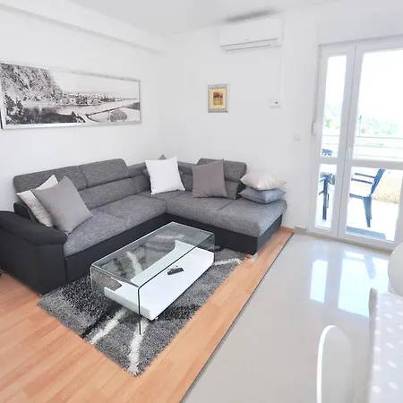 Apartments Zorka Leko Omis Room photo